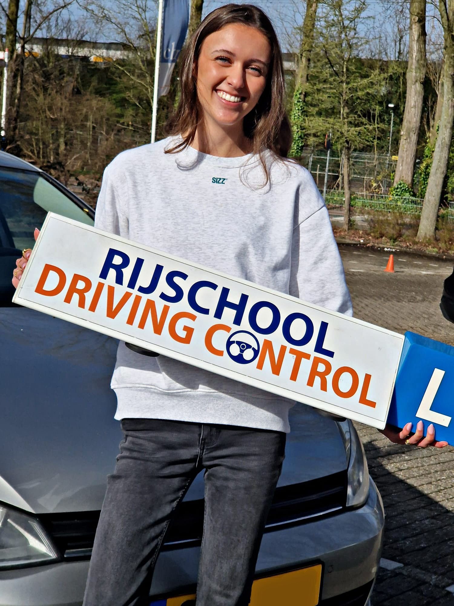 Rijles bij Rijschool Driving Control in Rotterdam